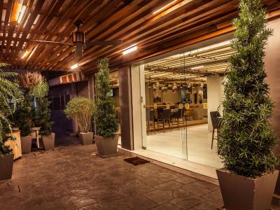 مترو پراتونام بوتیک هتل