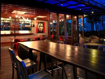 مترو پراتونام بوتیک هتل