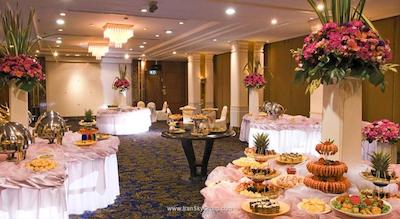 توئین تاورز هتل