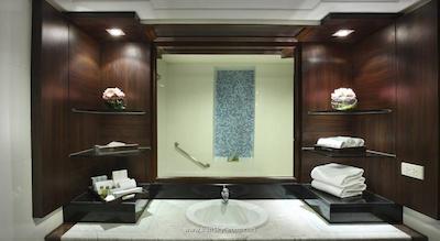 توئین تاورز هتل