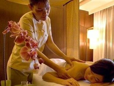 توئین تاورز هتل