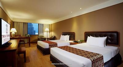 توئین تاورز هتل