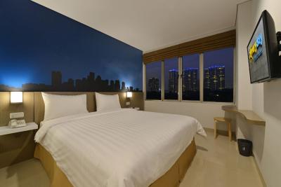 اورید اسمارت هتل مستیک