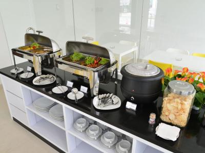 اورید اسمارت هتل مستیک