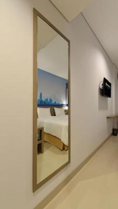 اورید اسمارت هتل مستیک