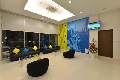 اورید اسمارت هتل مستیک