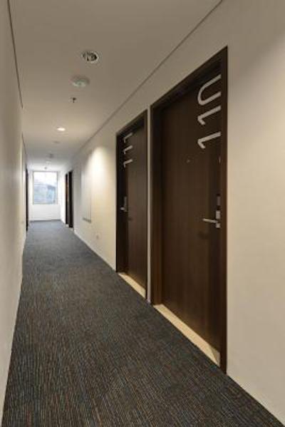 اورید اسمارت هتل مستیک