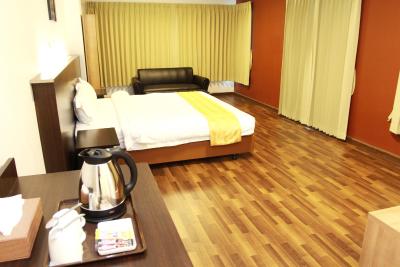 101 هالیدی سوئیت بانکوک