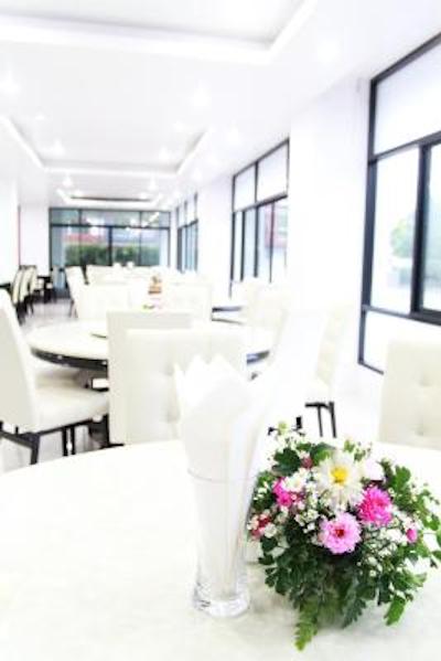 101 هالیدی سوئیت بانکوک