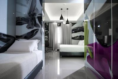 آتن لا استرادا سوئیت