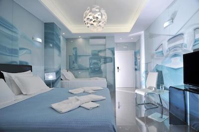 آتن لا استرادا سوئیت