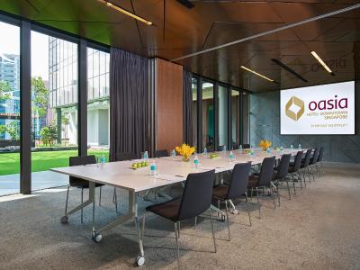 اواسیا هتل داون تاون