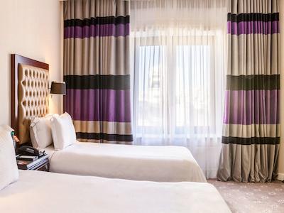 هتل سُفیتل بونز آیرز رکلتا