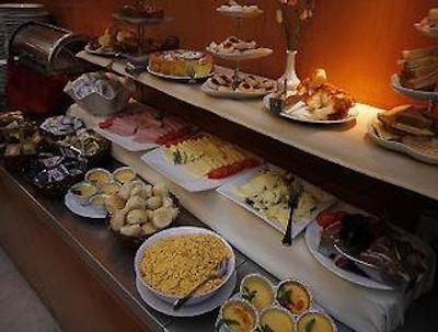 هوارد جهنسُن پلازا فلریدا استریت