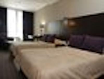 هوارد جهنسُن پلازا فلریدا استریت