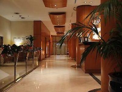 هوارد جهنسُن پلازا فلریدا استریت