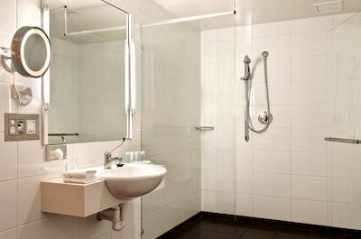 هیلتون پرد پارملیا