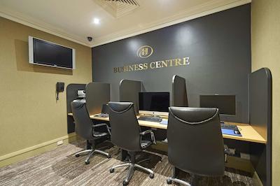 هیلتون پرد پارملیا