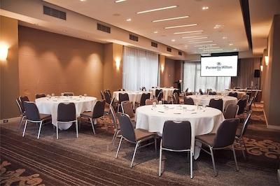 هیلتون پرد پارملیا