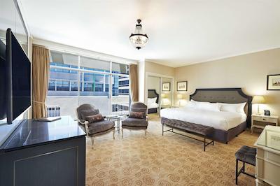 هیلتون پرد پارملیا