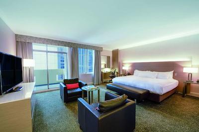 هیلتون پرد پارملیا