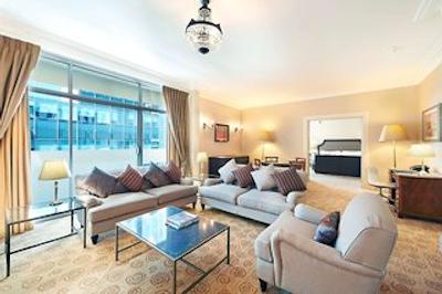 هیلتون پرد پارملیا