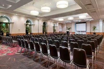 هیلتون پرد پارملیا