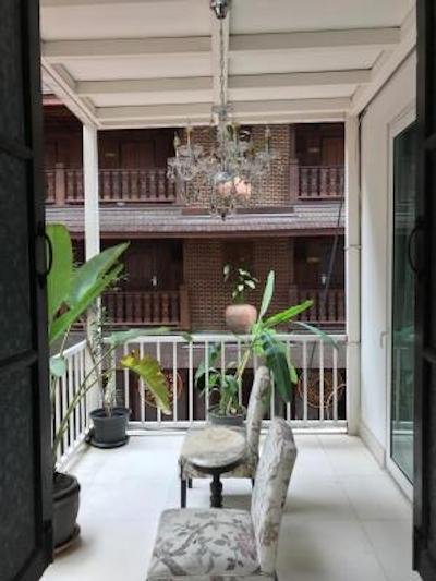 اورینتال اسمایل بد اند بریکفست