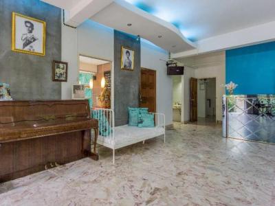 اورینتال اسمایل بد اند بریکفست