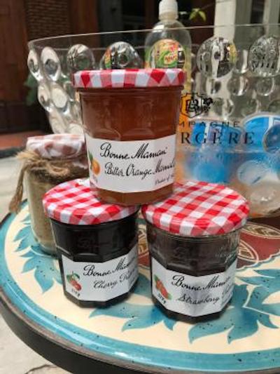 اورینتال اسمایل بد اند بریکفست