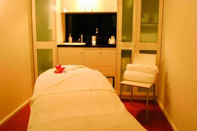 د لیال هتل اند اسپا