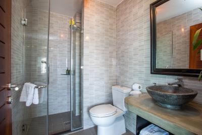 و هتل فنم پنه