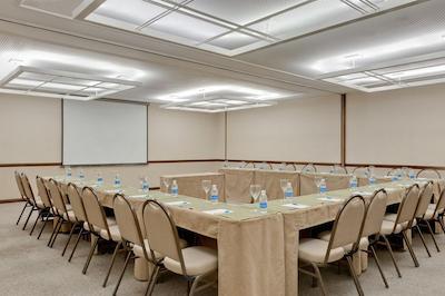 فور پوینتز بای شراتون کوریتیبا