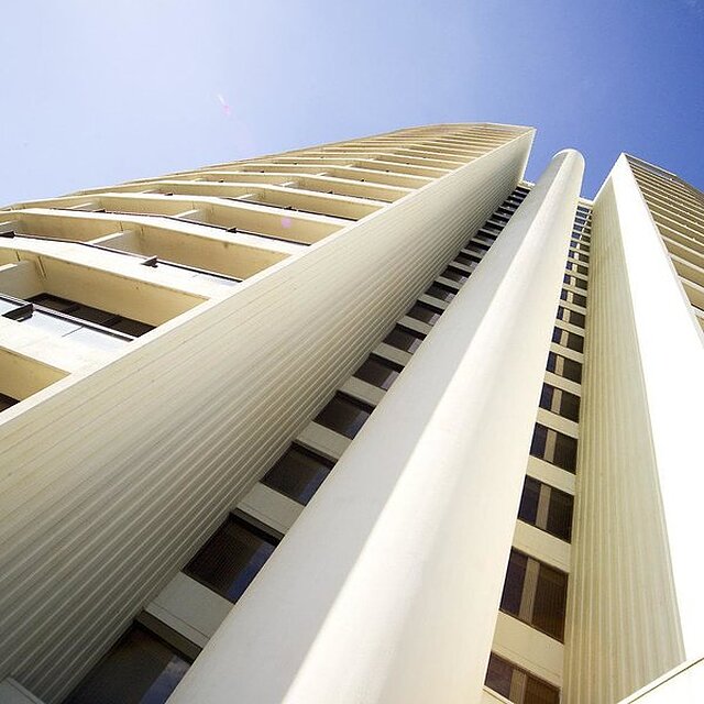 بریکفری کاپیتال تور