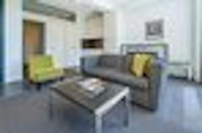 مانترا 100 اکسهیبیشن