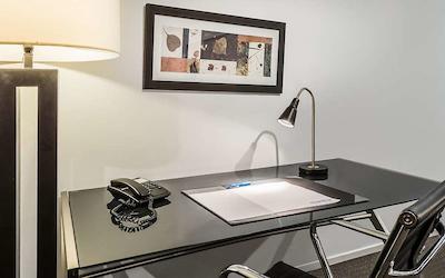 مانترا 100 اکسهیبیشن