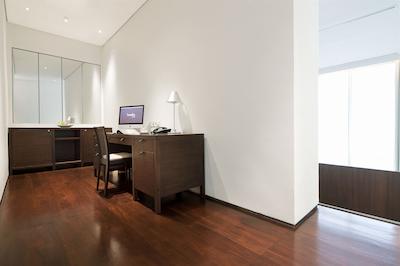 کومو متروپولیتن بانکوک