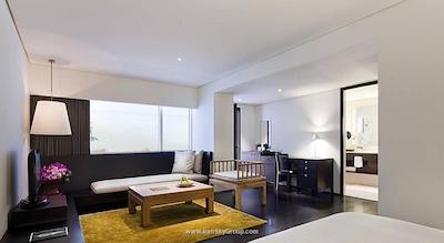 کومو متروپولیتن بانکوک