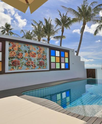 د پریویلج هتل ازرا بیچ کلوب