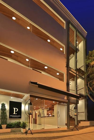 د پریویلج هتل ازرا بیچ کلوب