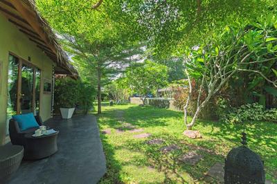 د پریویلج هتل ازرا بیچ کلوب