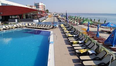 تپ کونتریلین زنید هتل کنفرنس اند اسپا