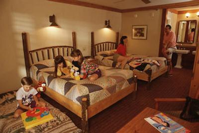 دیسنیز پرت اُرلینز ریزرت-ریورسید