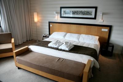 کرون پلازا لیل اورالیل