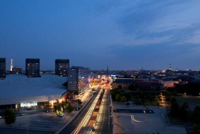 کرون پلازا لیل اورالیل