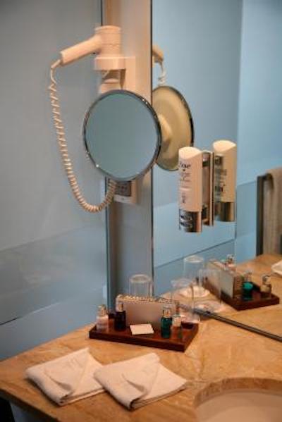 کرون پلازا لیل اورالیل