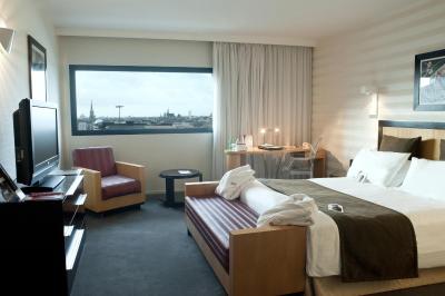 کرون پلازا لیل اورالیل