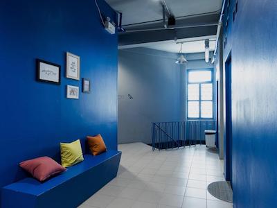 لافتل استیشن هاستل