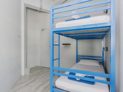 لافتل استیشن هاستل