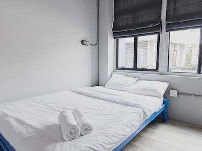 لافتل استیشن هاستل